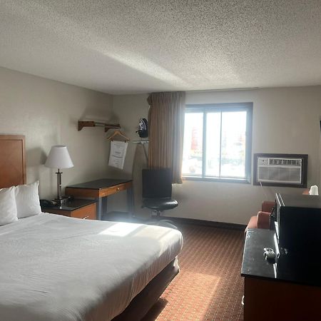 Days Inn By Wyndham Fort Dodge Exterior photo