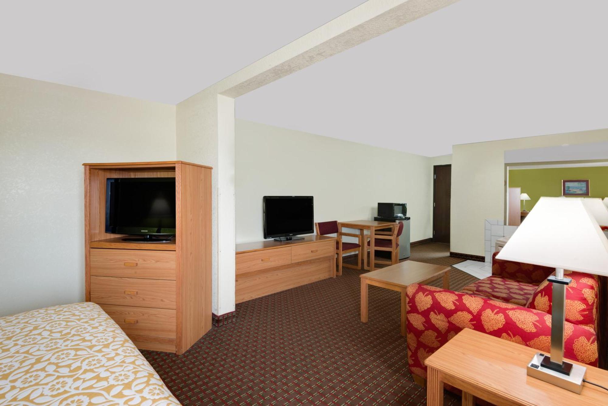 Days Inn By Wyndham Fort Dodge Exterior photo