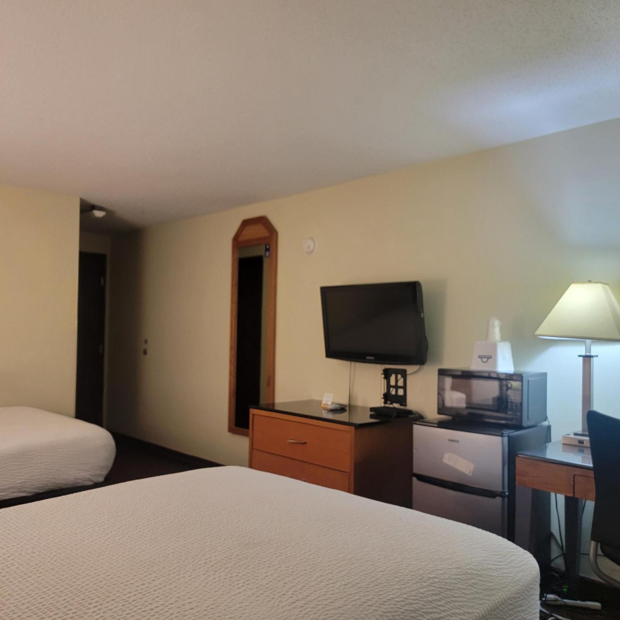 Days Inn By Wyndham Fort Dodge Exterior photo