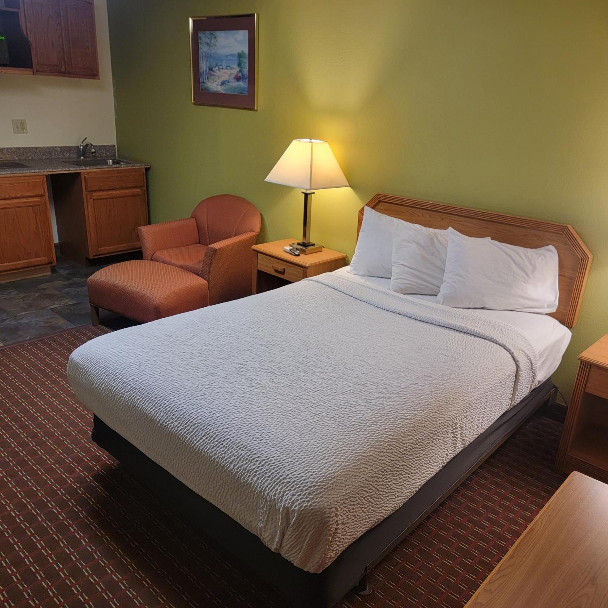 Days Inn By Wyndham Fort Dodge Exterior photo